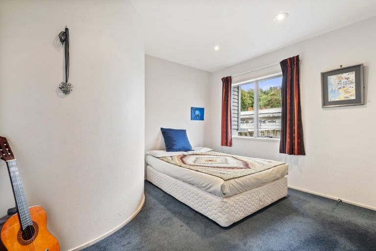 Photo of property in 2 Keys Street, Belmont, Auckland, 0622