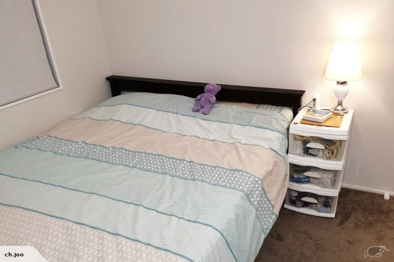 Photo of property in 2/29 Seine Road, Forrest Hill, Auckland, 0620