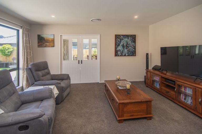 Photo of property in 5 Mueller Drive, Oceanview, Timaru, 7910