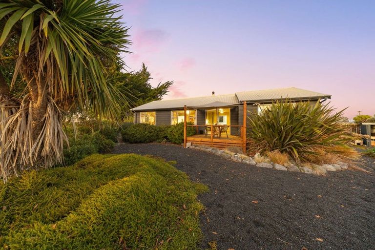 Photo of property in 170c Beach Road, Kaikoura, 7300