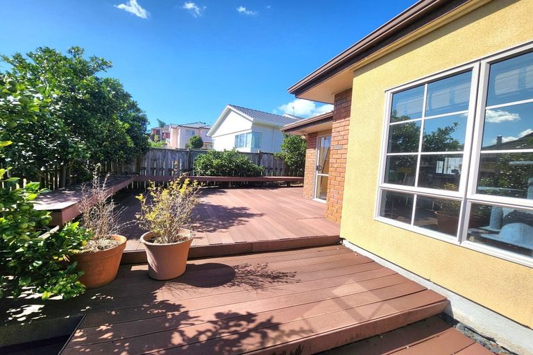 Photo of property in 14 Aviara Court, Northpark, Auckland, 2013