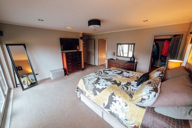 Photo of property in 12 Liberty Grove, Kelvin Grove, Palmerston North, 4414