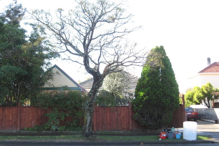 Photo of property in 34 Barker Road, Marewa, Napier, 4110