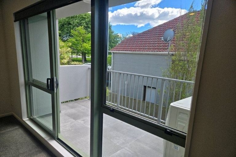 Photo of property in Hagley Mews, 2/454 Hagley Avenue, Christchurch Central, Christchurch, 8011