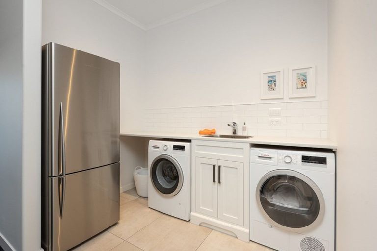 Photo of property in 1 Astelia Lane, Papamoa Beach, Papamoa, 3118