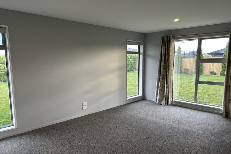 Photo of property in 24 Burnham School Road, Rolleston, 7614