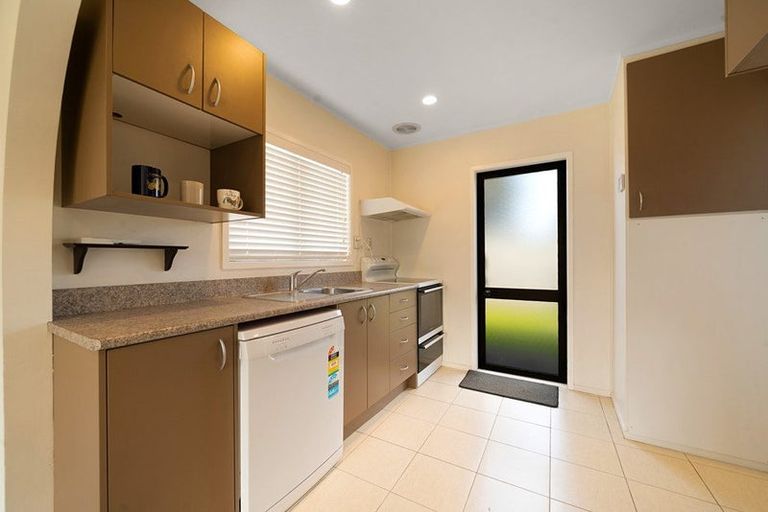 Photo of property in 14/85 Edmonton Road, Henderson, Auckland, 0612