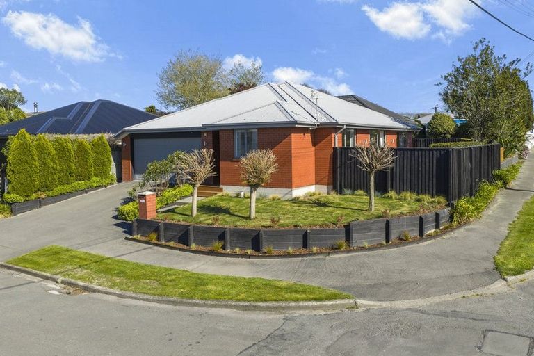 Photo of property in 2a Gilbert Place, Sydenham, Christchurch, 8023