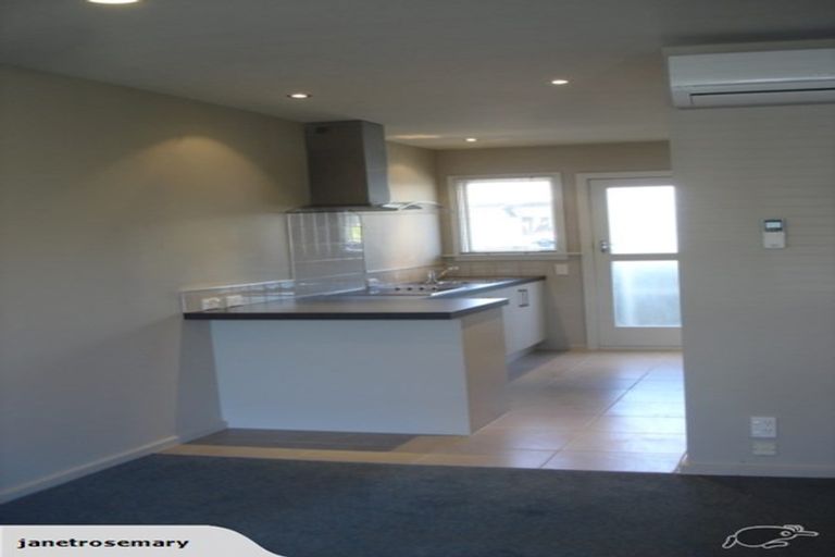 Photo of property in 3/69 Champion Street, Edgeware, Christchurch, 8013