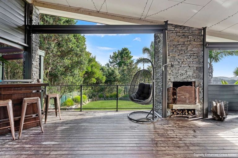 Photo of property in 4 Tarapatiki Drive, Whitianga, 3510