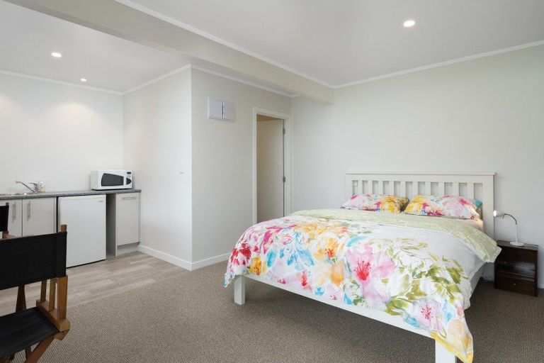 Photo of property in 685 Queen Charlotte Drive, Havelock, Picton, 7281