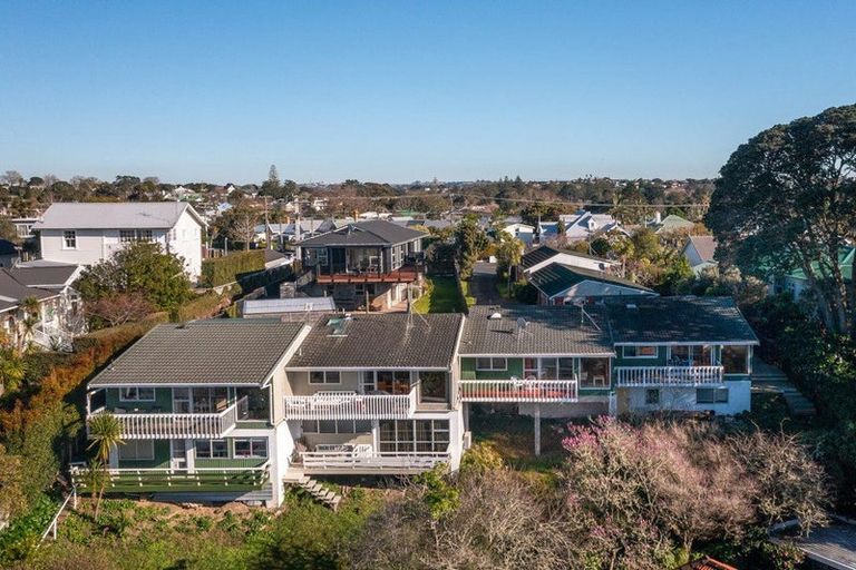 Photo of property in 4/48a Vauxhall Road, Devonport, Auckland, 0624