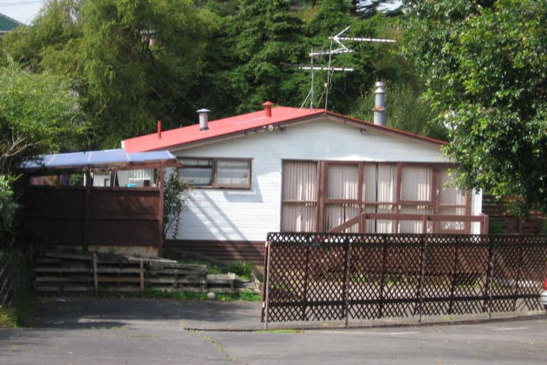 Photo of property in 3 Palmer Avenue, Glen Eden, Auckland, 0602