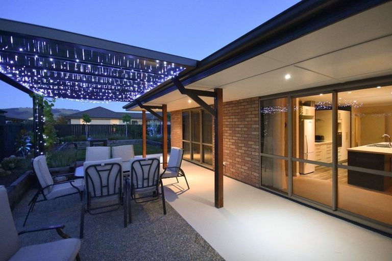 Photo of property in 42 Hagart-alexander Drive, Mosgiel, 9024