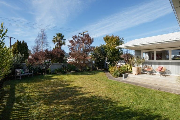 Photo of property in 10 Leon Street, Riverdale, Gisborne, 4010