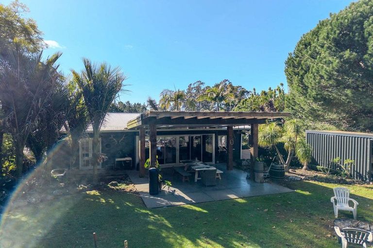 Photo of property in 1666 Springbank Road, Kerikeri, 0293