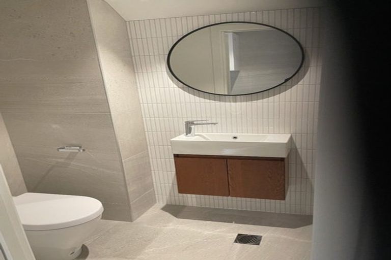 Photo of property in 29 Montgomery Avenue, Rothesay Bay, Auckland, 0630