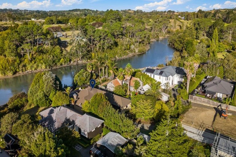 Photo of property in 15 Elliot Street, Riverhead, 0820