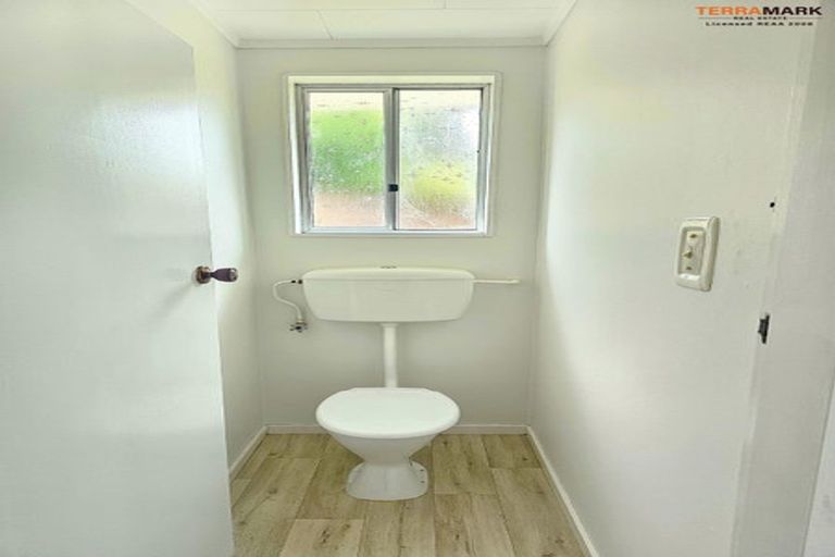 Photo of property in 9b Nevada Grove, Totara Park, Upper Hutt, 5018