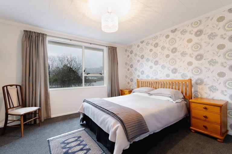 Photo of property in 8 Cove Street, Roseneath, Port Chalmers, 9023