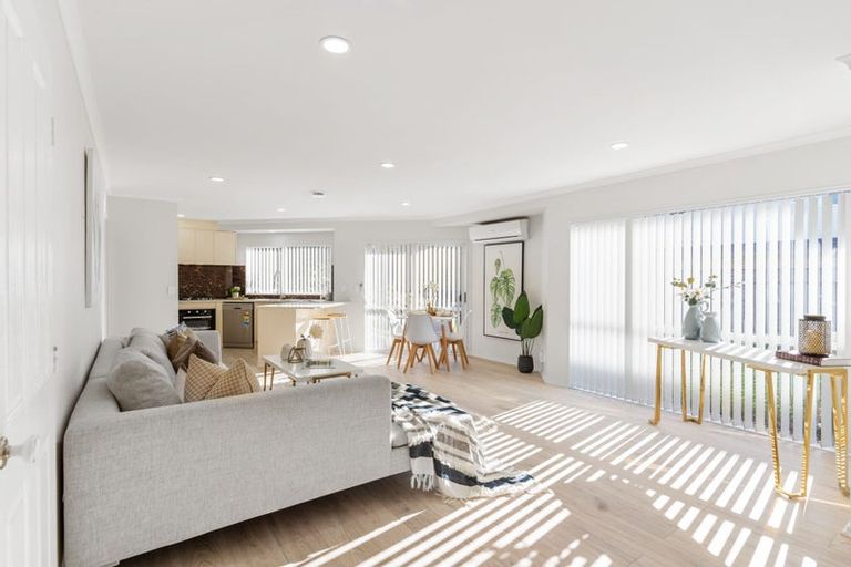 Photo of property in 3/8 Saints Court, Manurewa, Auckland, 2102