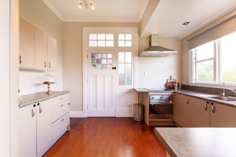 Photo of property in 16 Hart Street, Belleknowes, Dunedin, 9011