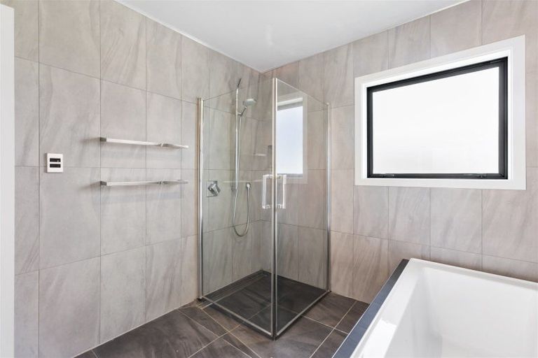 Photo of property in 30a Brougham Street, Westport, 7825