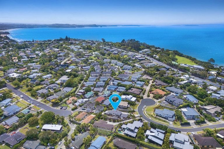 Photo of property in 13 Andre Rise, Stanmore Bay, Whangaparaoa, 0932
