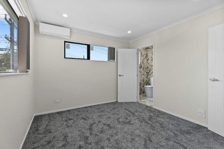 Photo of property in 14a Graeme Avenue, Mangere East, Auckland, 2024