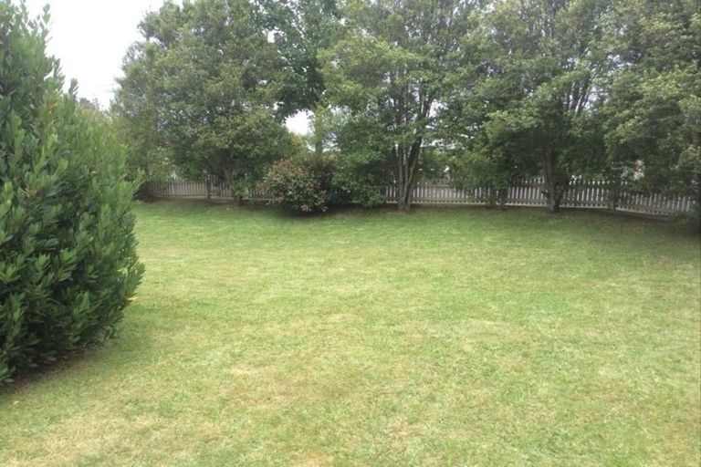 Photo of property in 2 Holloway Place, Forest Lake, Hamilton, 3200