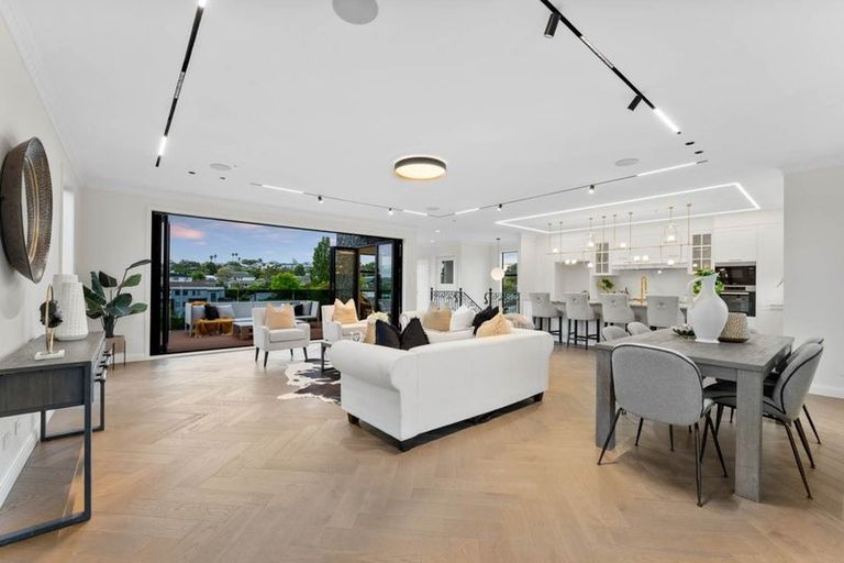 Photo of property in 3/46 Northboro Road, Hauraki, Auckland, 0622