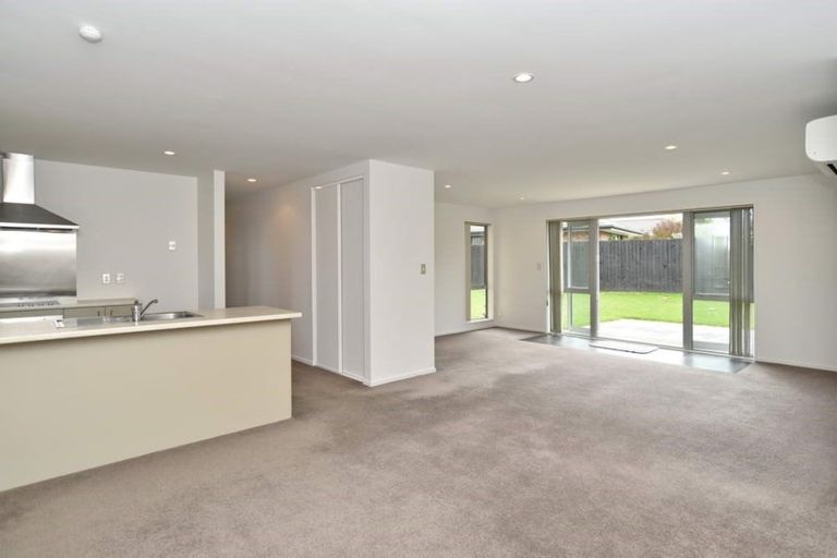 Photo of property in 48 Acacia Avenue, Rangiora, 7400