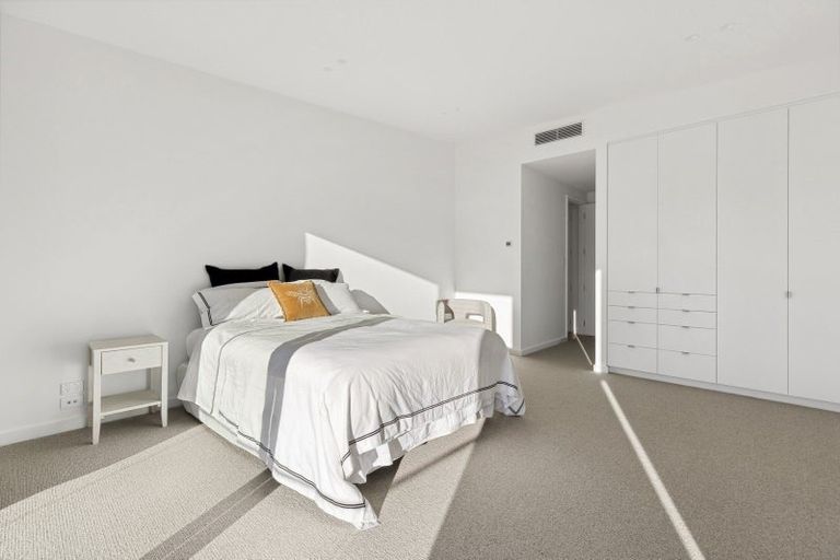 Photo of property in 147b Warren Street, Wanaka, 9305