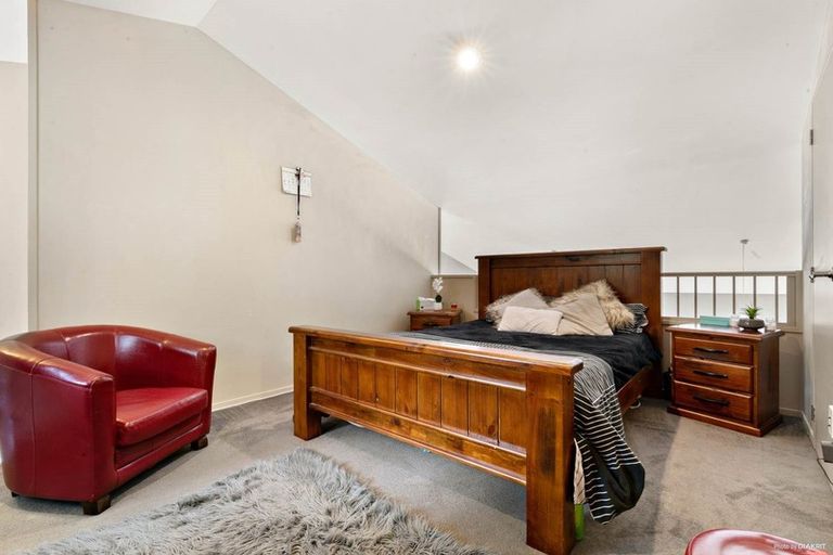 Photo of property in 70 Malaspina Place, Papatoetoe, Auckland, 2025