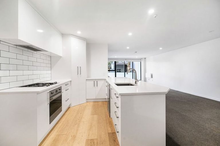 Photo of property in The Mews, 10/8 Basque Road, Eden Terrace, Auckland, 1021