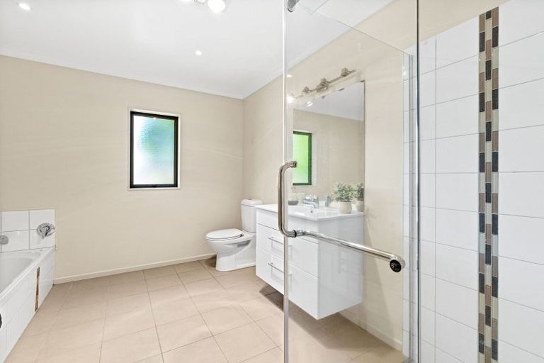 Photo of property in 144a Winchester Street, Levin, 5510