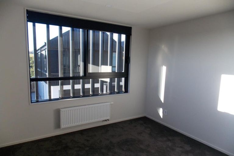 Photo of property in 12/6 Bushland Grove, Paparangi, Wellington, 6037