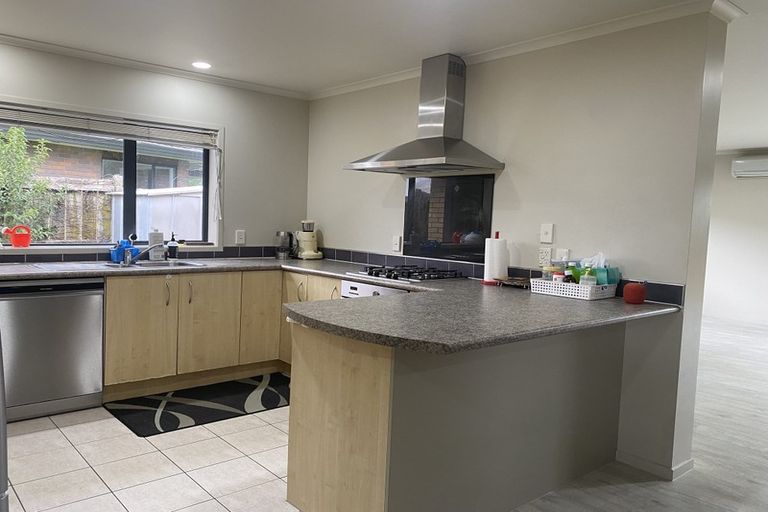 Photo of property in 42a Daytona Road, Henderson, Auckland, 0610