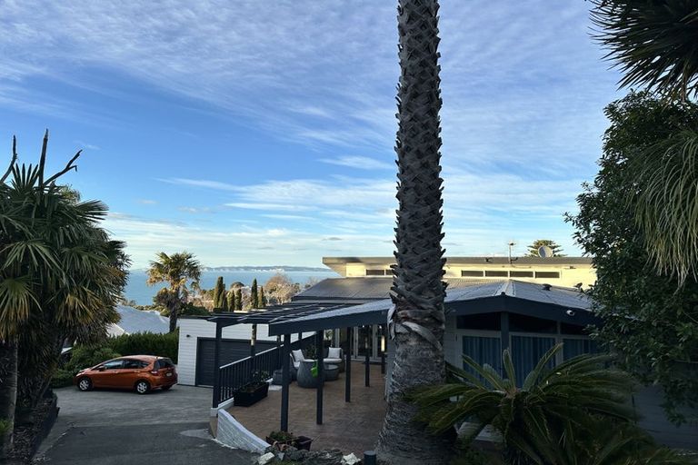 Photo of property in 2a Cobden Road, Bluff Hill, Napier, 4110