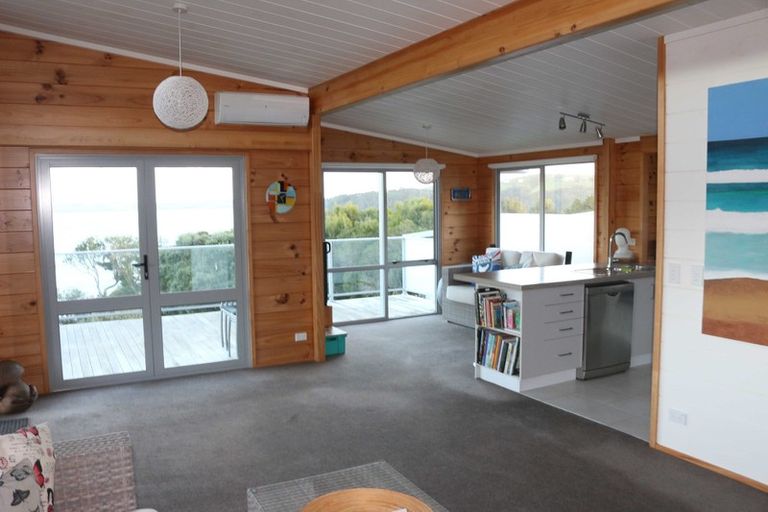 Photo of property in 79 Clinton Road, Tawharanui Peninsula, Warkworth, 0986