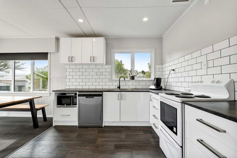 Photo of property in 46 Celia Street, Stratford, 4332