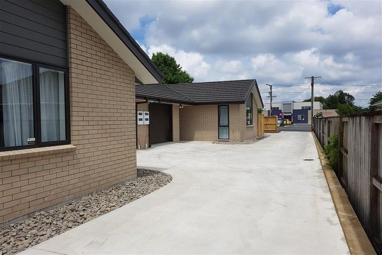 Photo of property in 2/354 Peachgrove Road, Hamilton