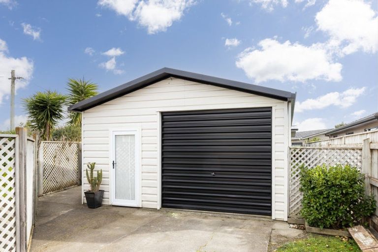 Photo of property in 13a Anzac Avenue, Onekawa, Napier, 4110