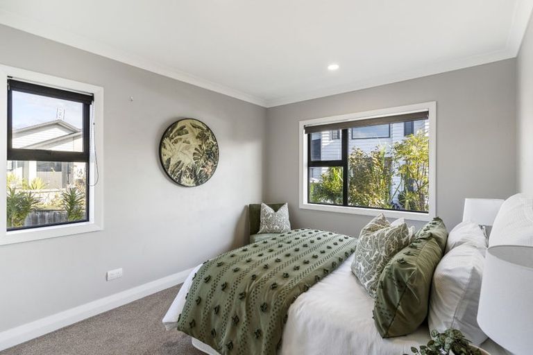 Photo of property in 16 Miller Rise, Silverdale, 0932