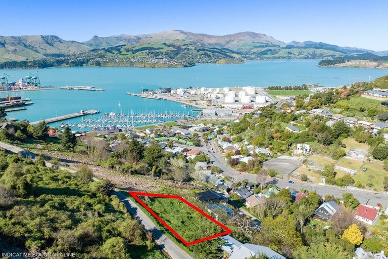 Photo of property in 11 Harmans Road, Lyttelton, 8082