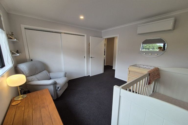 Photo of property in 60 Mawai Hakona Drive, Wallaceville, Upper Hutt, 5018
