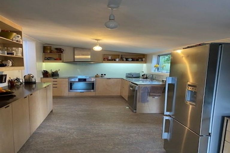 Photo of property in 18 Wellwood Terrace, Te Awanga, 4102