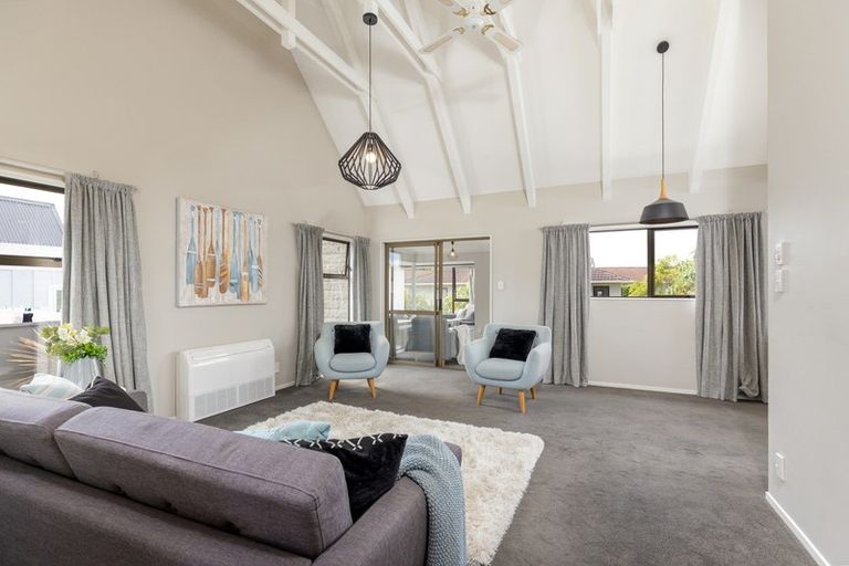 Photo of property in 6 Byron Place, Stoke, Nelson, 7011