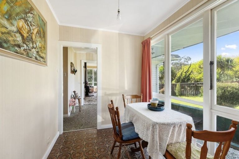 Photo of property in 15 Main Road, Tawa, Wellington, 5028