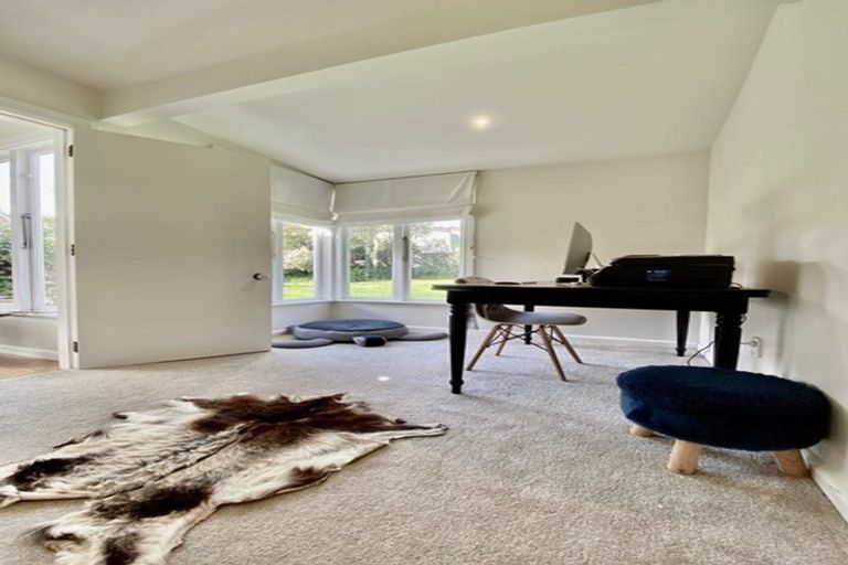 Photo of property in 10 Moir Street, Mount Victoria, Wellington, 6011